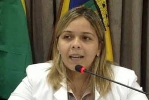 Luciana quer menor alíquota de ICMS para taxistas da capital