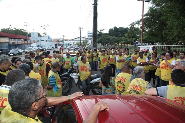 Em setembro do ano passado, quando houve a última greve, policiais civis obtiveram promessa do governo de que teriam melhoria salarial, mas, segundo eles, distorção aumentou