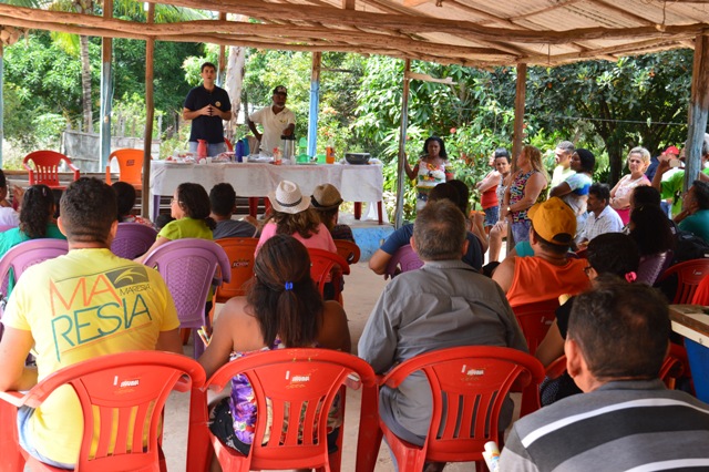 Moradores da zona rural ouviram atentamente as propostas de Eduardo Braide e ao final declararam apoio ao candidato